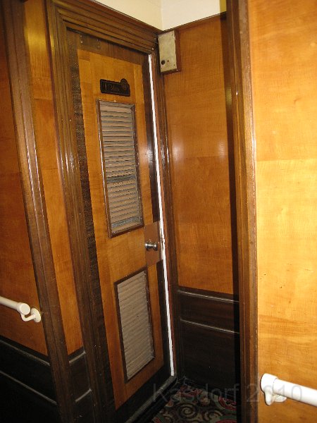 Queen Mary 2010 0435.JPG